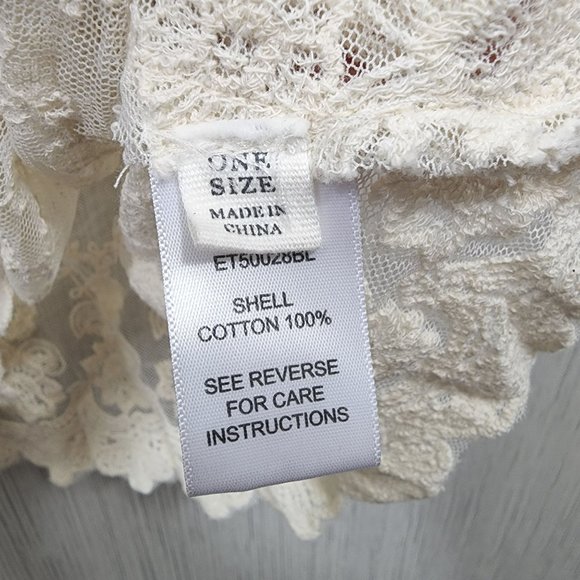 Dejavu open crocheted top with sheer laced body tank top one size - Picture 7 of 10